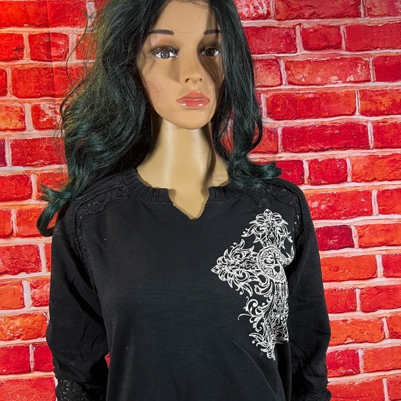 Affliction Women’s  long sleeve sweater - Picture 2 of 9